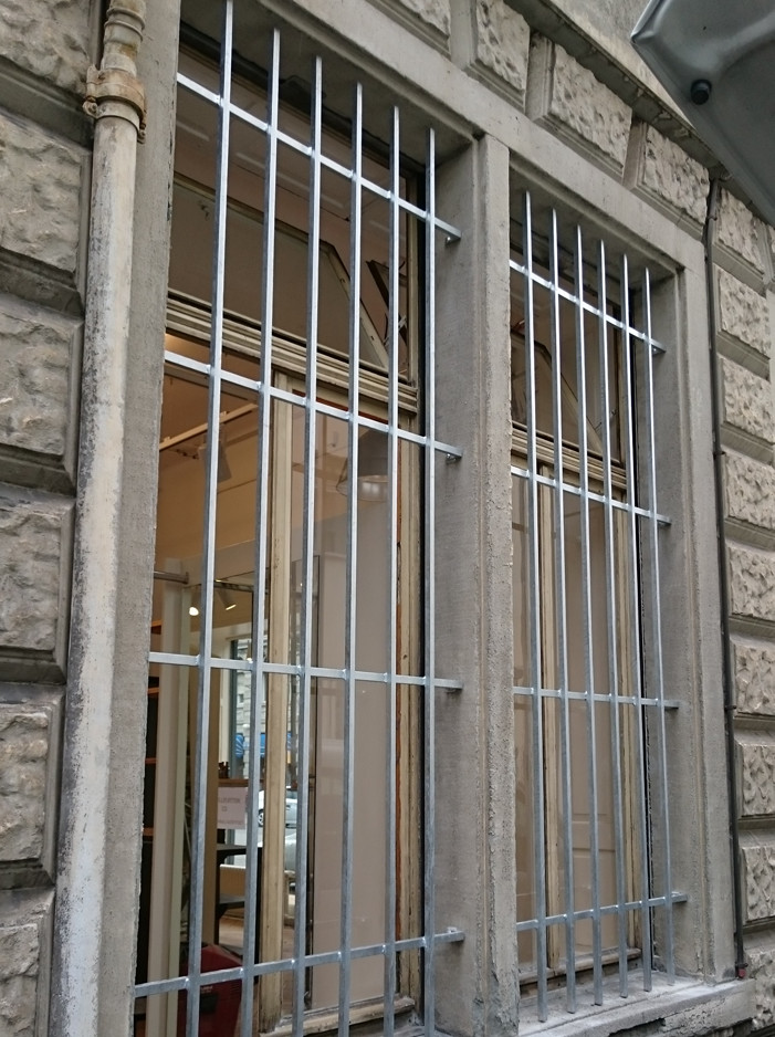 Fenstergitter aus verzinktem Stahl